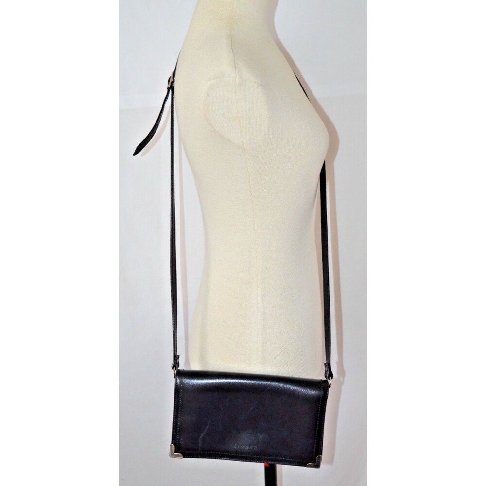 Simone Firenze Women's Black Leather Cross Body Shoulder Bag Purse Metal Corners